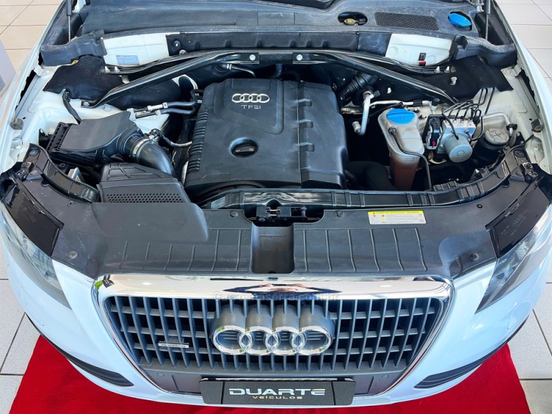 Q5 2.0 TFSI AMBIENTE 16V 211CV GASOLINA 4P AUTOMÁTICO - 2012 - PORTO ALEGRE