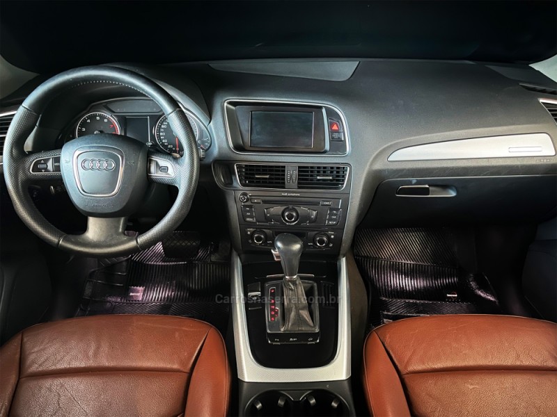 Q5 2.0 TFSI AMBIENTE 16V 211CV GASOLINA 4P AUTOMÁTICO - 2012 - PORTO ALEGRE
