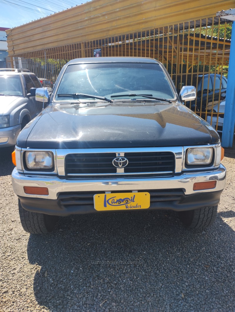 HILUX  - 2000 - SAPIRANGA