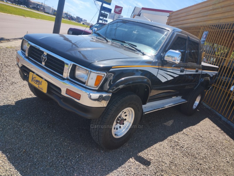 HILUX  - 2000 - SAPIRANGA