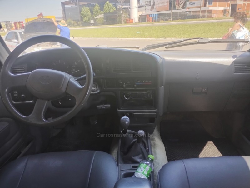 HILUX  - 2000 - SAPIRANGA