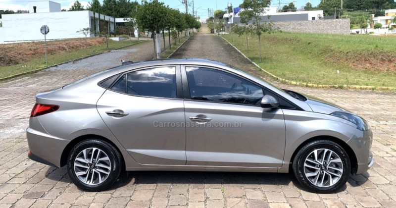 HB20 1.0 PLATINUM 12V TURBO FLEX 4P AUTOMÁTICO - 2022 - GUAPORé