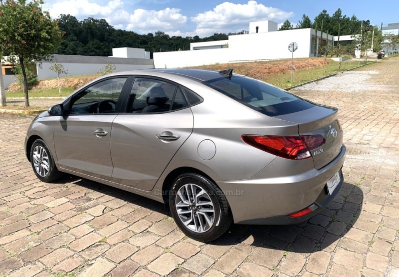 HB20 1.0 PLATINUM 12V TURBO FLEX 4P AUTOMÁTICO - 2022 - GUAPORé