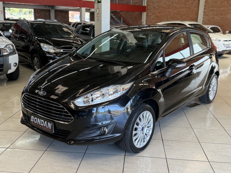 fiesta 1.6 titanium hatch 16v flex 4p automatico 2014 farroupilha