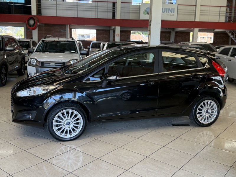 FIESTA 1.6 TITANIUM HATCH 16V FLEX 4P AUTOMÁTICO - 2014 - FARROUPILHA