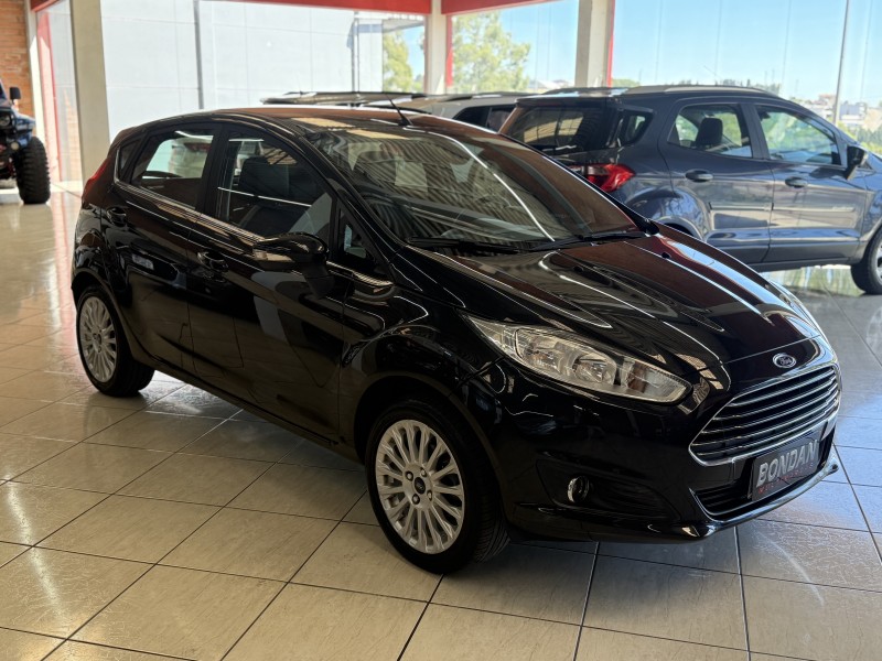 FIESTA 1.6 TITANIUM HATCH 16V FLEX 4P AUTOMÁTICO - 2014 - FARROUPILHA
