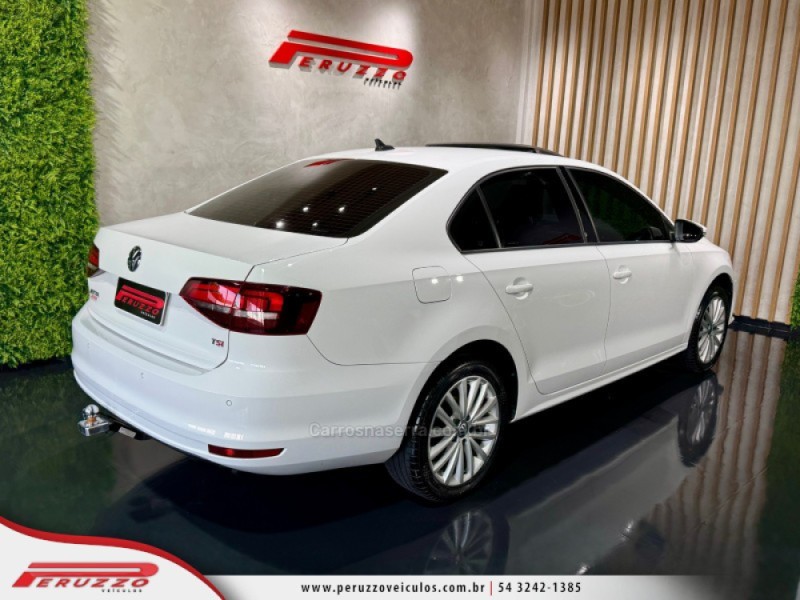 JETTA 1.4 16V TSI COMFORTLINE FLEX 4P TIPTRONIC - 2017 - NOVA PRATA