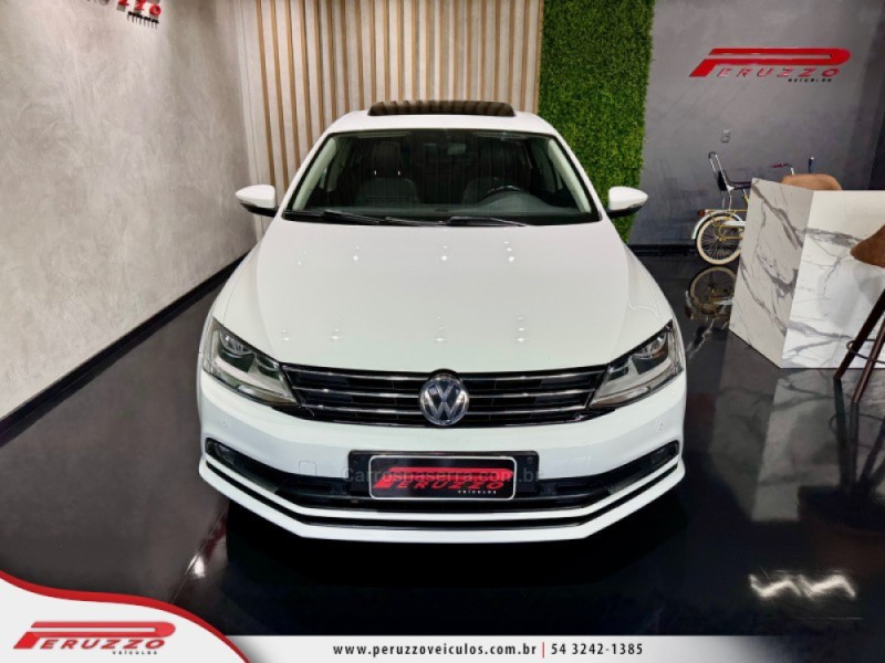 JETTA 1.4 16V TSI COMFORTLINE FLEX 4P TIPTRONIC - 2017 - NOVA PRATA