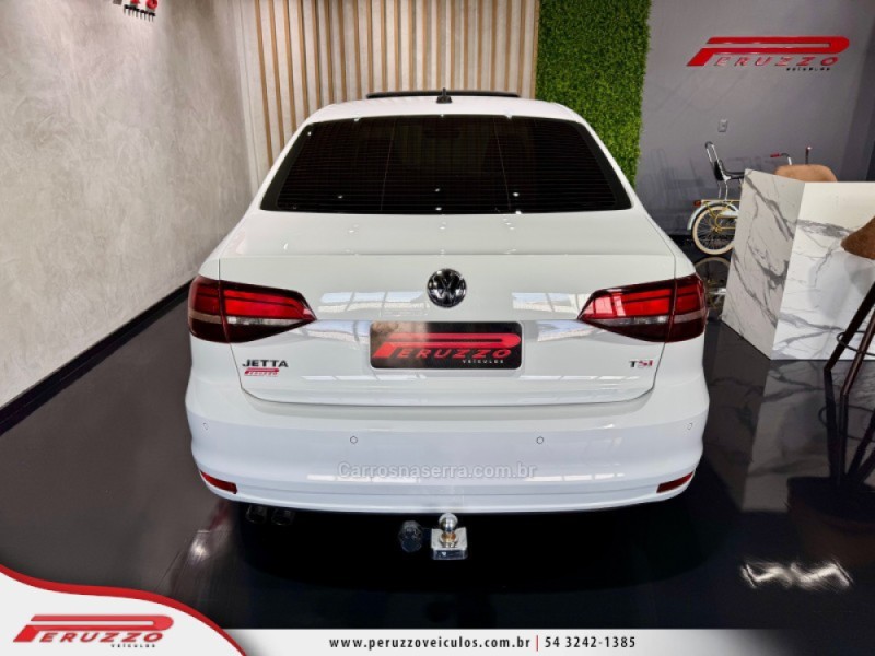 JETTA 1.4 16V TSI COMFORTLINE FLEX 4P TIPTRONIC - 2017 - NOVA PRATA