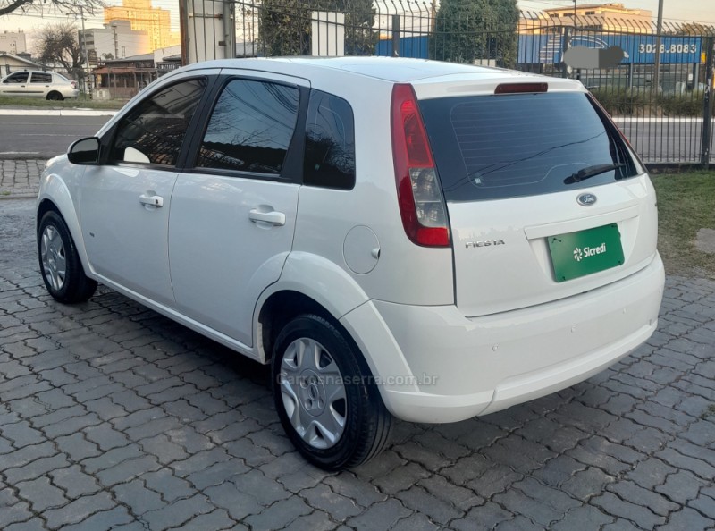 FIESTA 1.6 ROCAM SE 8V FLEX 4P MANUAL - 2014 - CAXIAS DO SUL