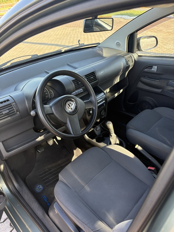 FOX 1.0 MI 8V FLEX 4P MANUAL - 2010 - FARROUPILHA