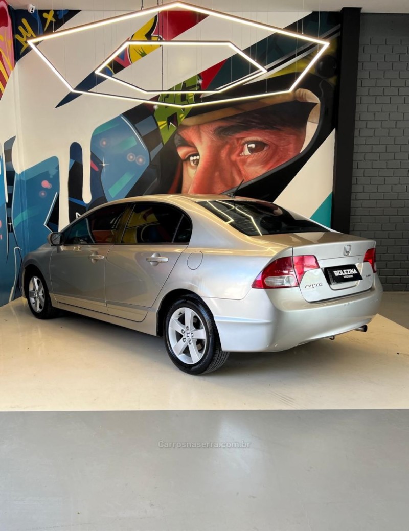 CIVIC 1.8 LXS 16V FLEX 4P AUTOMÁTICO - 2007 - NOVO HAMBURGO
