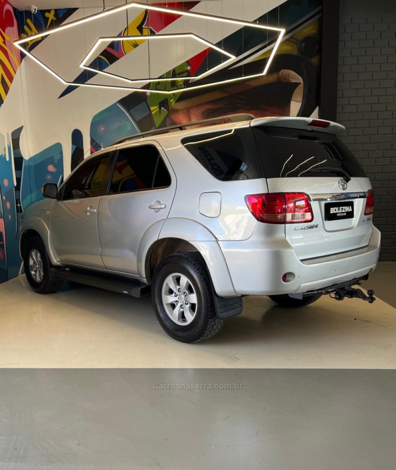 HILUX SW4 3.0 SRV 4X4 16V TURBO INTERCOOLER DIESEL 4P AUTOMÁTICO - 2008 - NOVO HAMBURGO