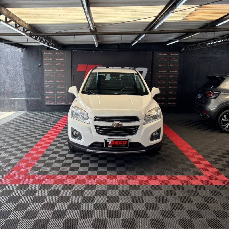 TRACKER 1.8 MPFI LTZ 4X2 16V FLEX 4P AUTOMÁTICO - 2016 - PASSO FUNDO