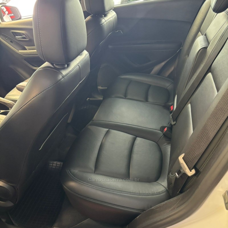 TRACKER 1.8 MPFI LTZ 4X2 16V FLEX 4P AUTOMÁTICO - 2016 - PASSO FUNDO