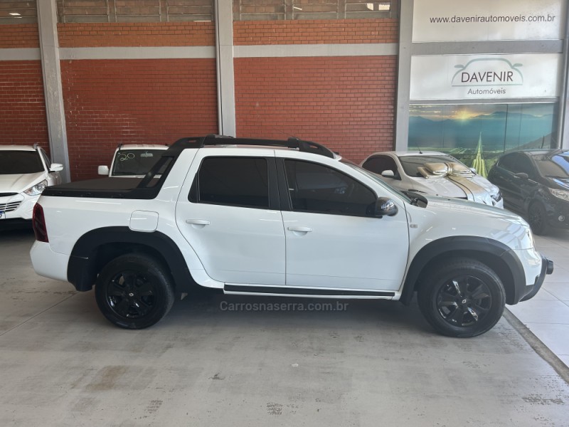 OROCH 1.6 16V DYNAMIQUE FLEX 4P MANUAL - 2017 - TAQUARA