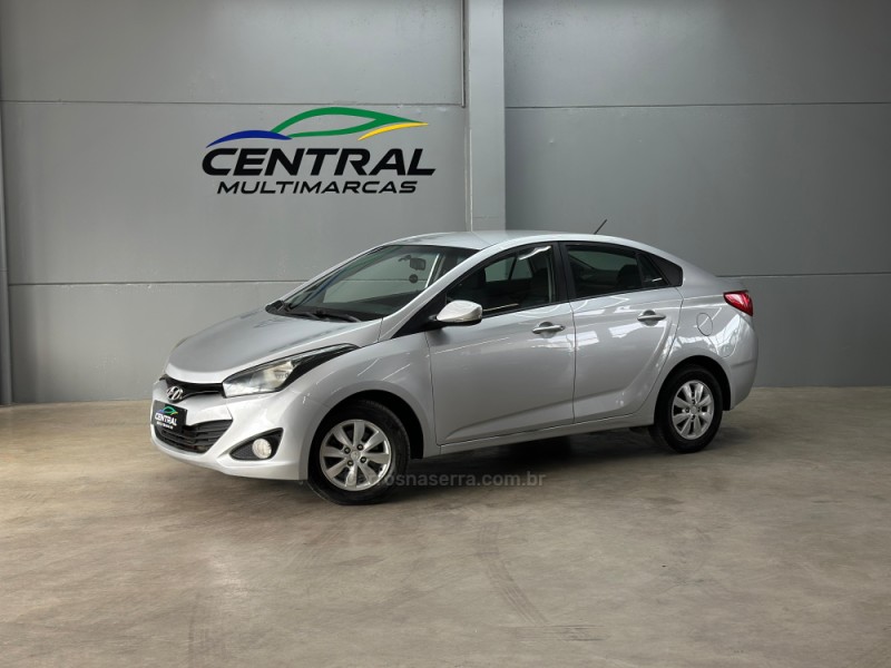 HB20S 1.6 COMFORT PLUS 16V FLEX 4P AUTOMÁTICO - 2014 - VACARIA