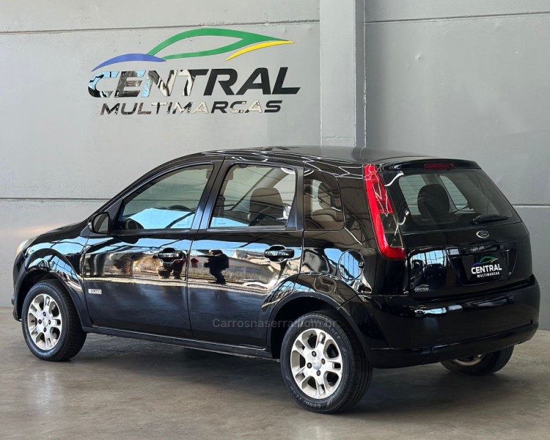 FIESTA 1.6 MPI CLASS HATCH 8V FLEX 4P MANUAL - 2013 - VACARIA