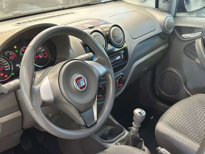 PALIO 1.4 MPI ATTRACTIVE 8V FLEX 4P MANUAL - 2013 - ESTâNCIA VELHA