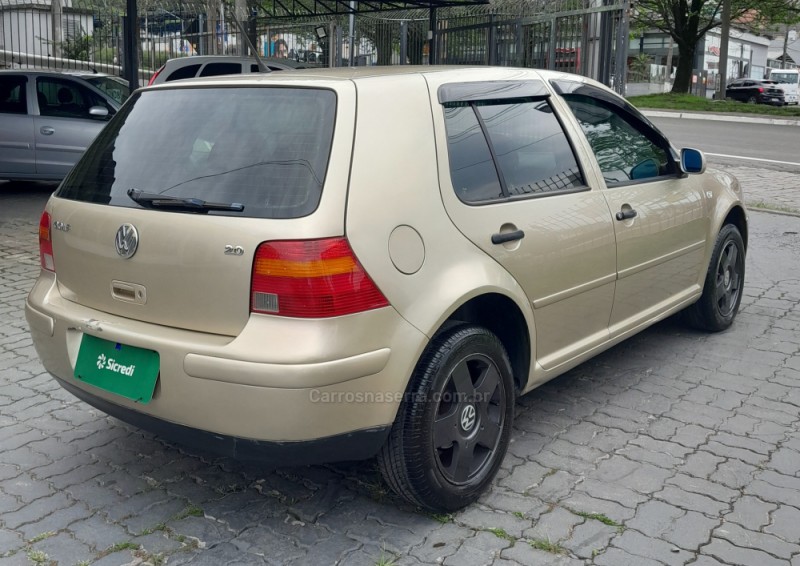 GOLF 2.0 MI COMFORTLINE 8V GASOLINA 4P MANUAL - 2001 - CAXIAS DO SUL