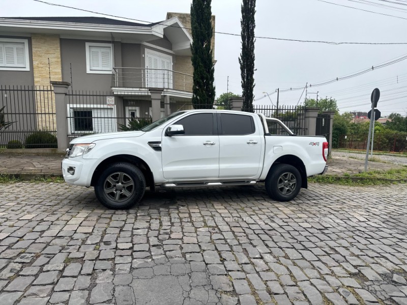 RANGER 3.2 XLT 4X4 CD 20V DIESEL 4P AUTOMÁTICO - 2014 - CAXIAS DO SUL