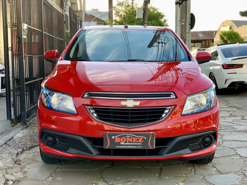 ONIX 1.4 MPFI LT 8V FLEX 4P MANUAL - 2015 - CAXIAS DO SUL