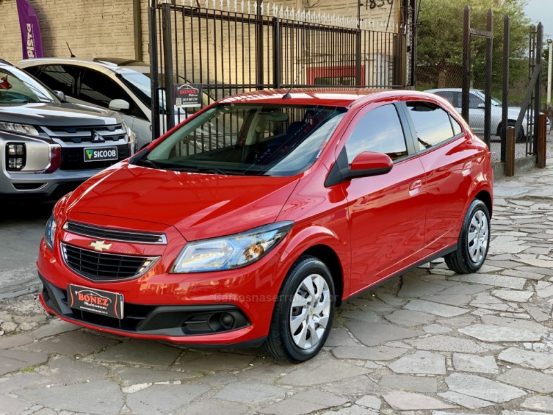 ONIX 1.4 MPFI LT 8V FLEX 4P MANUAL - 2015 - CAXIAS DO SUL