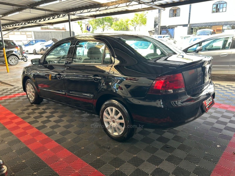 VOYAGE 1.6 MI TREND 8V FLEX 4P MANUAL - 2009 - PASSO FUNDO