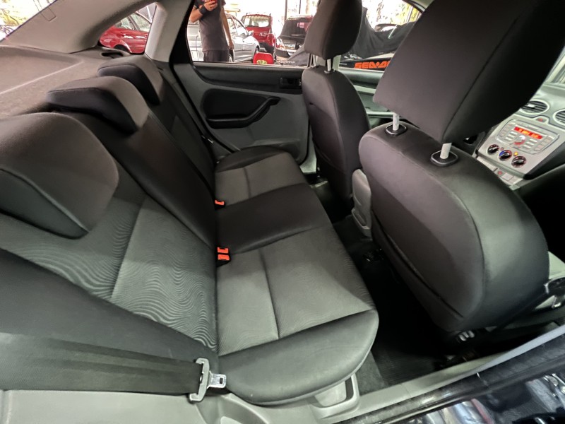 FOCUS 2.0 SE 16V FLEX 4P AUTOMÁTICO - 2012 - CAXIAS DO SUL