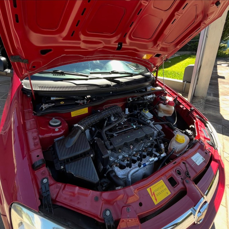 PRISMA 1.4 MPFI MAXX 8V FLEX 4P MANUAL - 2011 - NOVA PETRóPOLIS