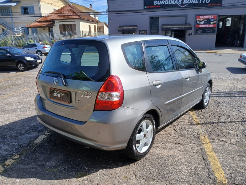 FIT 1.4 LXL 8V FLEX 4P MANUAL - 2006 - FARROUPILHA
