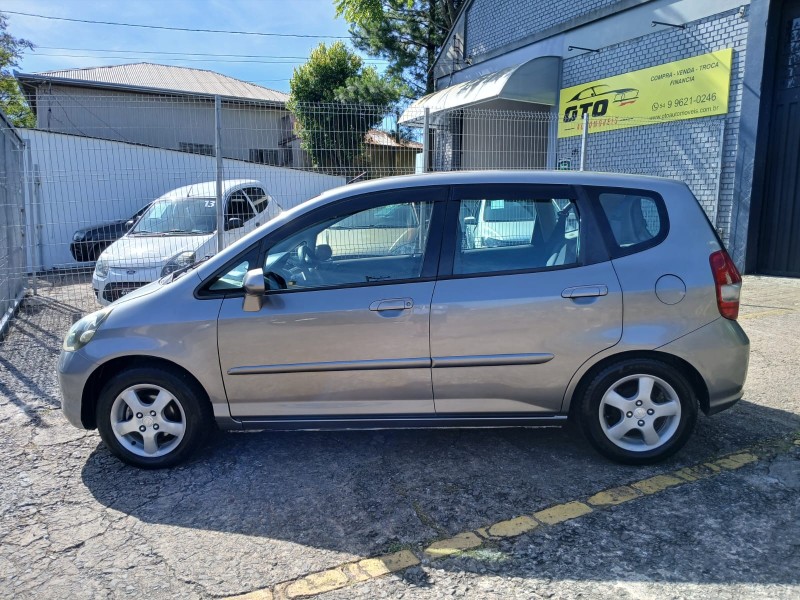 FIT 1.4 LXL 8V FLEX 4P MANUAL - 2006 - FARROUPILHA