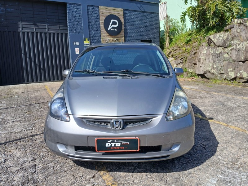 FIT 1.4 LXL 8V FLEX 4P MANUAL - 2006 - FARROUPILHA