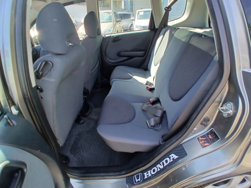 FIT 1.4 LXL 8V FLEX 4P MANUAL - 2006 - FARROUPILHA