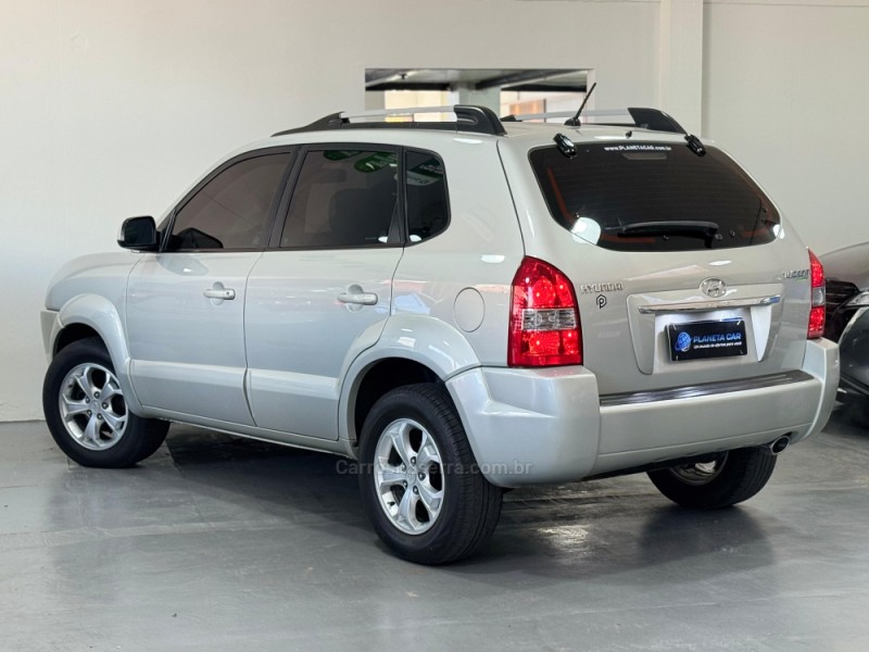 TUCSON 2.0 MPFI GLS 16V 143CV 2WD FLEX 4P AUTOMÁTICO - 2013 - SANTA CRUZ DO SUL