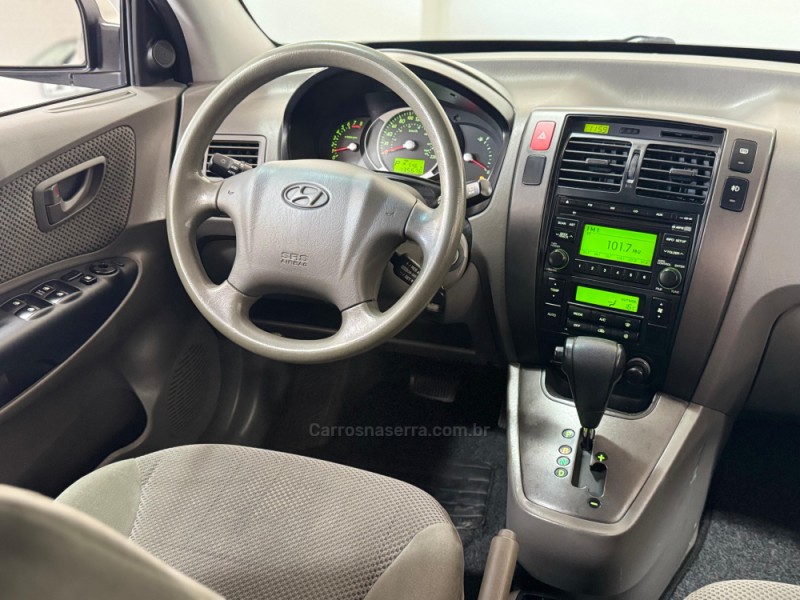 TUCSON 2.0 MPFI GLS 16V 143CV 2WD FLEX 4P AUTOMÁTICO - 2013 - SANTA CRUZ DO SUL