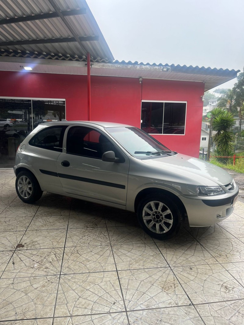 CELTA 1.0 MPFI SUPER 8V FLEX 2P MANUAL - 2003 - CAXIAS DO SUL