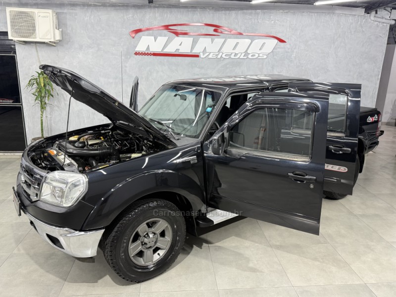 RANGER 3.0 XLT 4X4 CD 16V TURBO ELETRONIC DIESEL 4P MANUAL - 2011 - SAPIRANGA