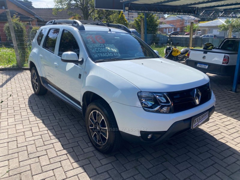 DUSTER 2.0 DAKAR 4X4 16V FLEX 4P MANUAL - 2016 - CANELA