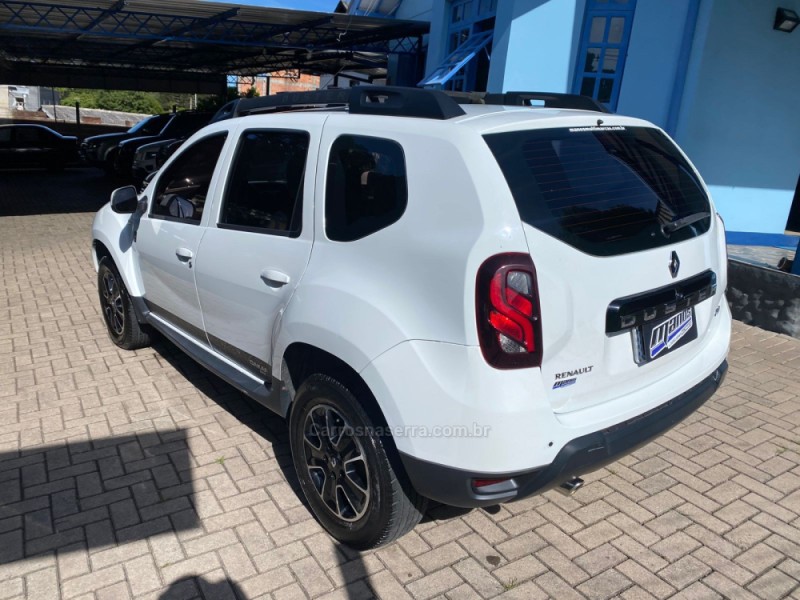 DUSTER 2.0 DAKAR 4X4 16V FLEX 4P MANUAL - 2016 - CANELA