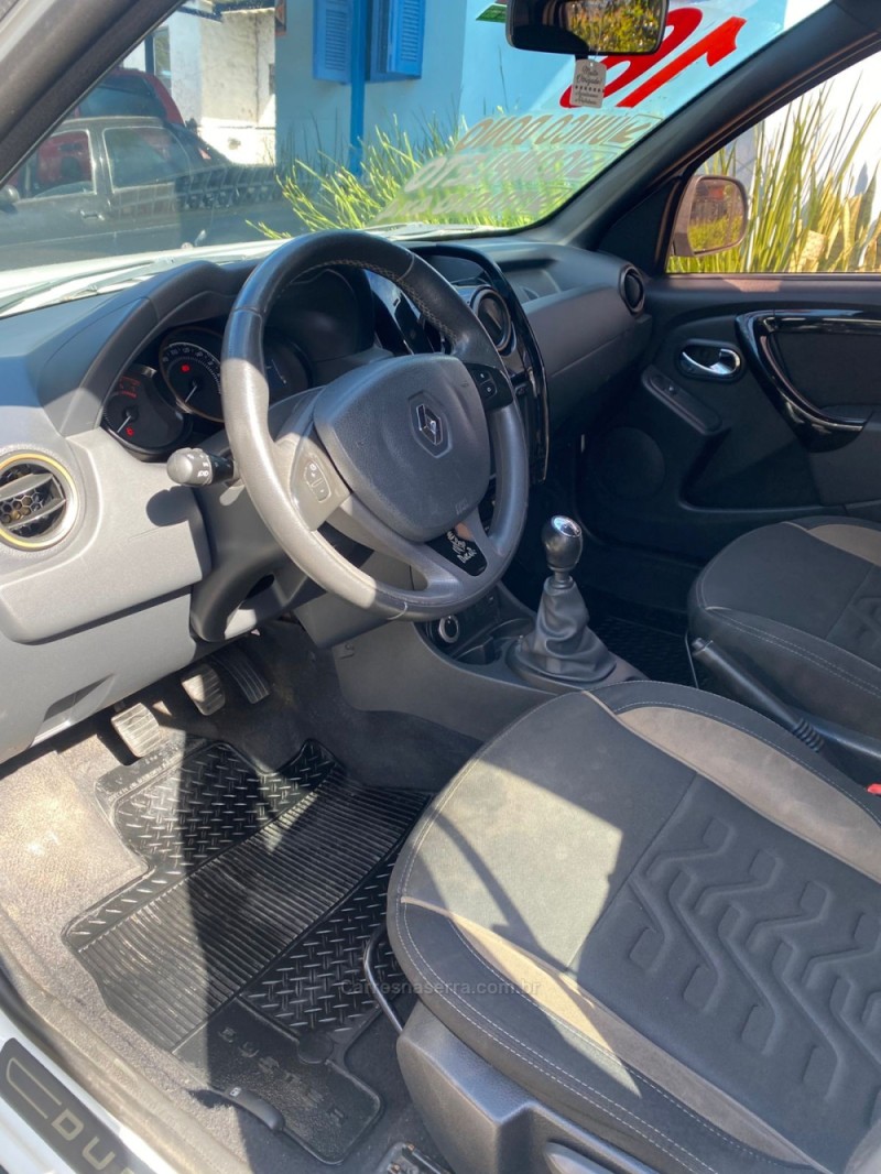 DUSTER 2.0 DAKAR 4X4 16V FLEX 4P MANUAL - 2016 - CANELA