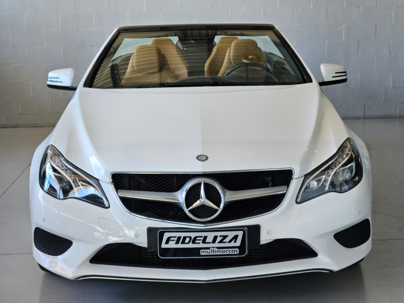 E 250 2.0 CABRIOLET 16V TURBO GASOLINA 2P AUTOMÁTICO - 2014 - FARROUPILHA