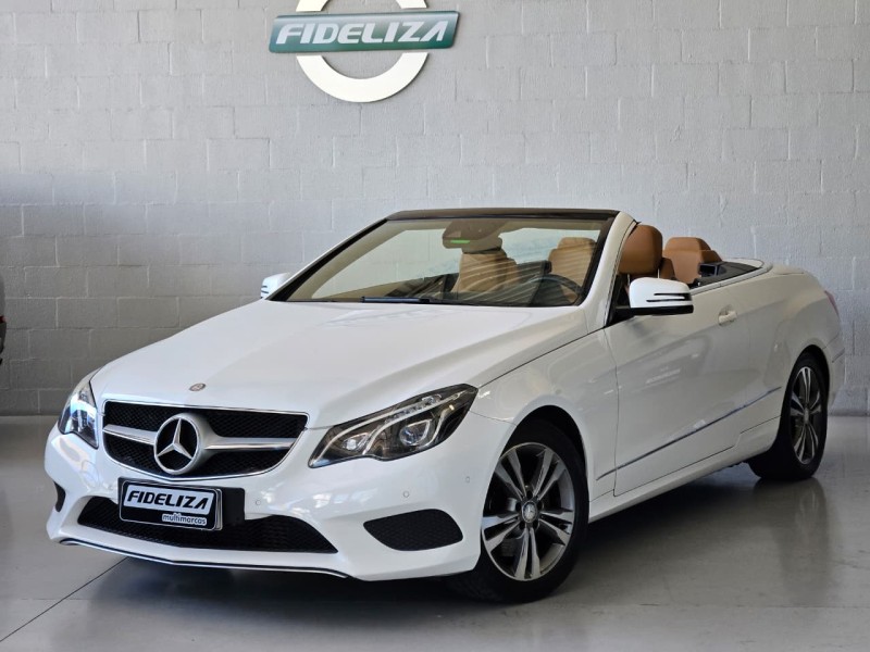 E 250 2.0 CABRIOLET 16V TURBO GASOLINA 2P AUTOMÁTICO - 2014 - FARROUPILHA