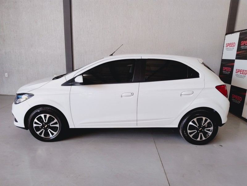ONIX 1.4 MPFI LTZ 8V FLEX 4P AUTOMÁTICO - 2016 - SãO SEBASTIãO DO CAí