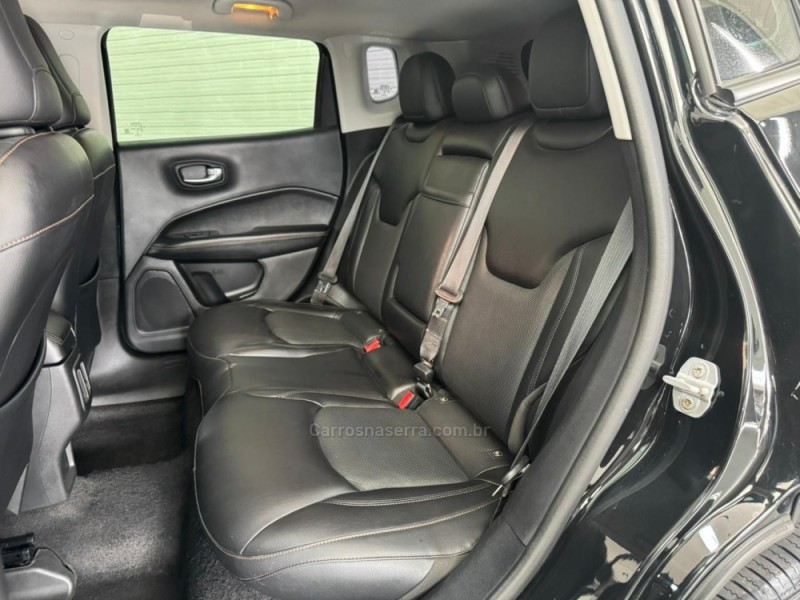 COMPASS 2.0 16V FLEX LIMITED AUTOMÁTICO - 2017 - SANTA CRUZ DO SUL