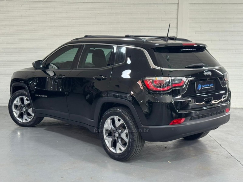 COMPASS 2.0 16V FLEX LIMITED AUTOMÁTICO - 2017 - SANTA CRUZ DO SUL