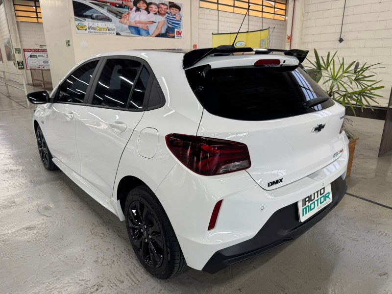 ONIX 1.0 HATCH RS 12V TURBO 4P AUTOMÁTICO - 2024 - CAXIAS DO SUL