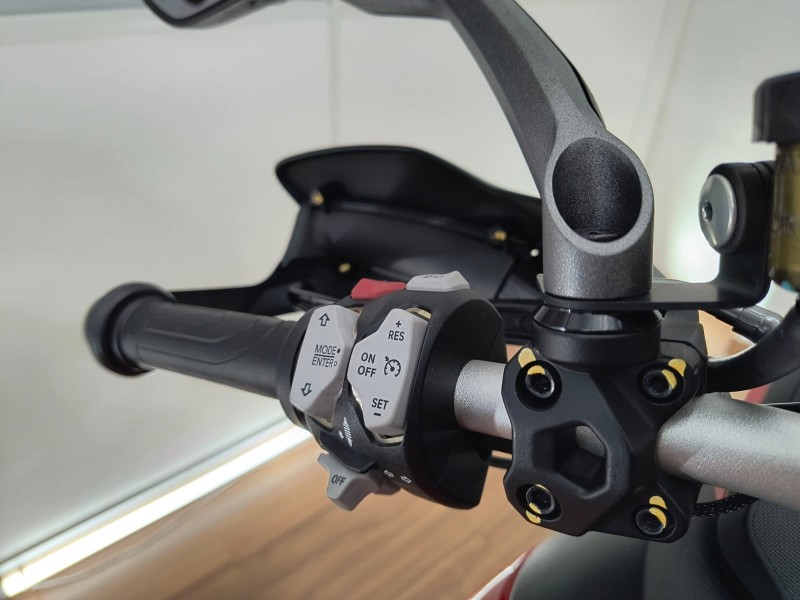 MULTISTRADA V2S  - 2023 - CAXIAS DO SUL