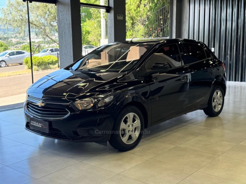 ONIX 1.4 MPFI LT 8V FLEX 4P MANUAL - 2019 - DOIS IRMãOS