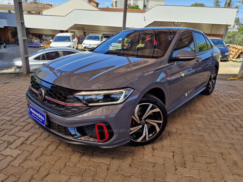 jetta 2.0 16v tsi gli 350 gasolina 4p automatico 2024 lajeado